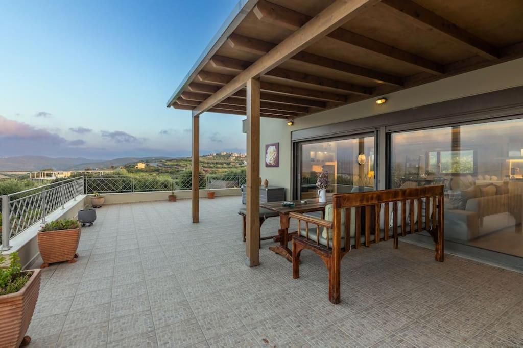 Luna Villa